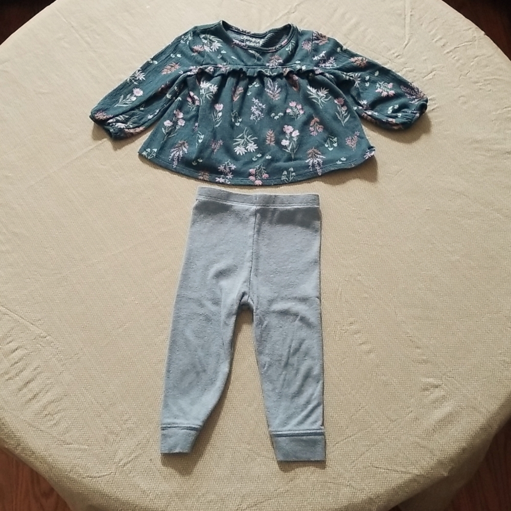 ❣5 for $25 Sale❣Jumping Beans Green Floral Top With Leggings